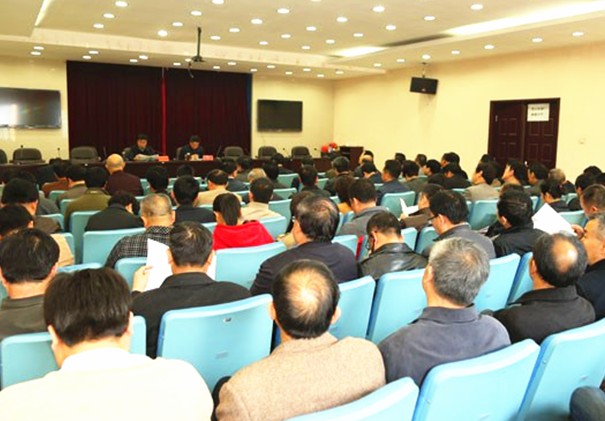 忻州市教育局组织学习焦裕禄精神