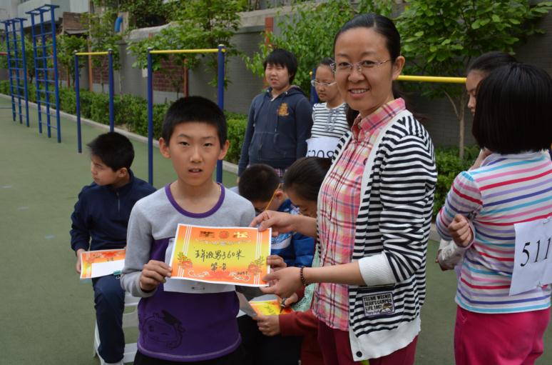 太原市青年路小学举办我运动 我健康 我快乐