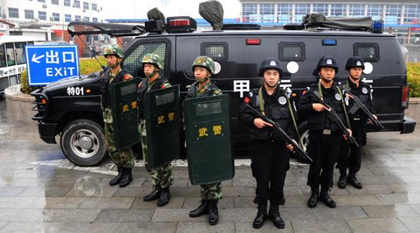 忻州:国庆安保PTU成主力军 提升民众安全感