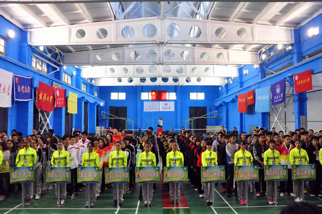 第四届全国大学生羽毛球挑战赛在中北大学成功