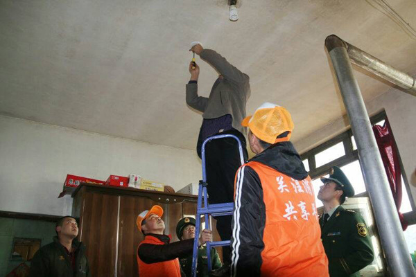 防火利器进农家 静乐县神家村村民收获安全红