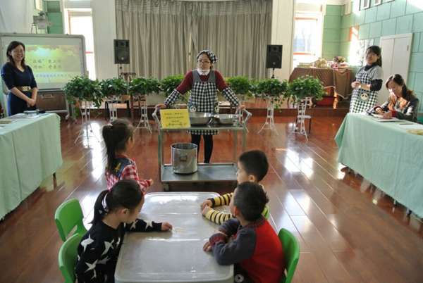 太原育杰幼儿园举行保育教师技能比武主题活动