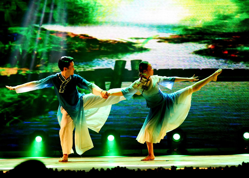 山西师范大学举办2017届舞蹈专业毕业汇演