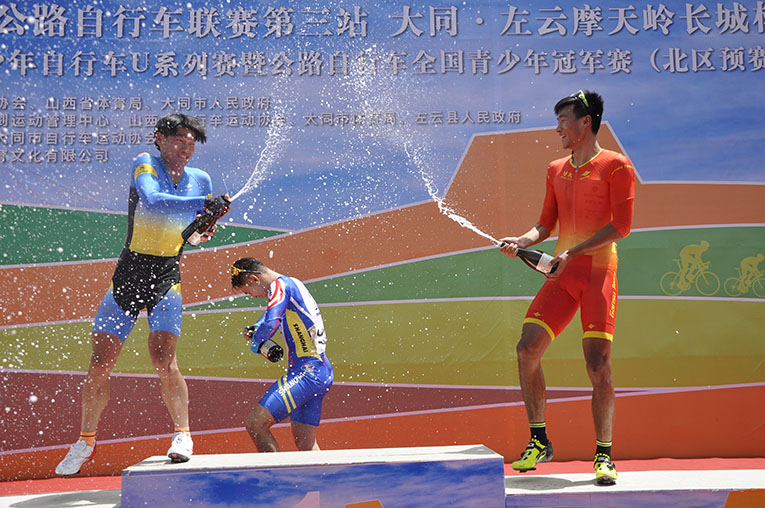 2018中国公路自行车联赛第三站在左云开赛