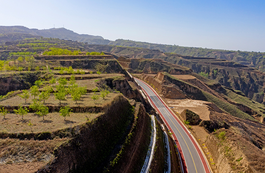 山西永和：黄河一号旅游公路景色壮美【5】