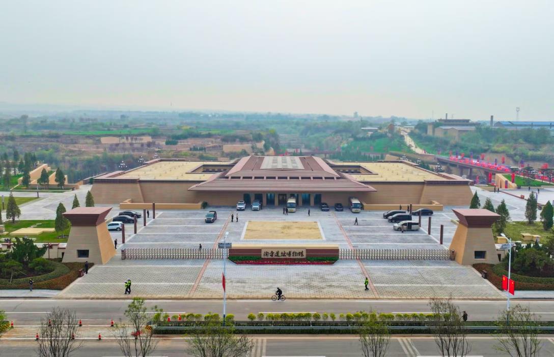 陶寺遗址博物馆全景